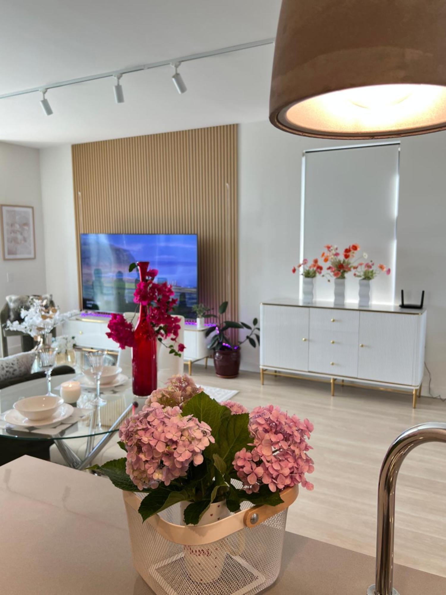 Luxury With Panoramic Views Apartment *